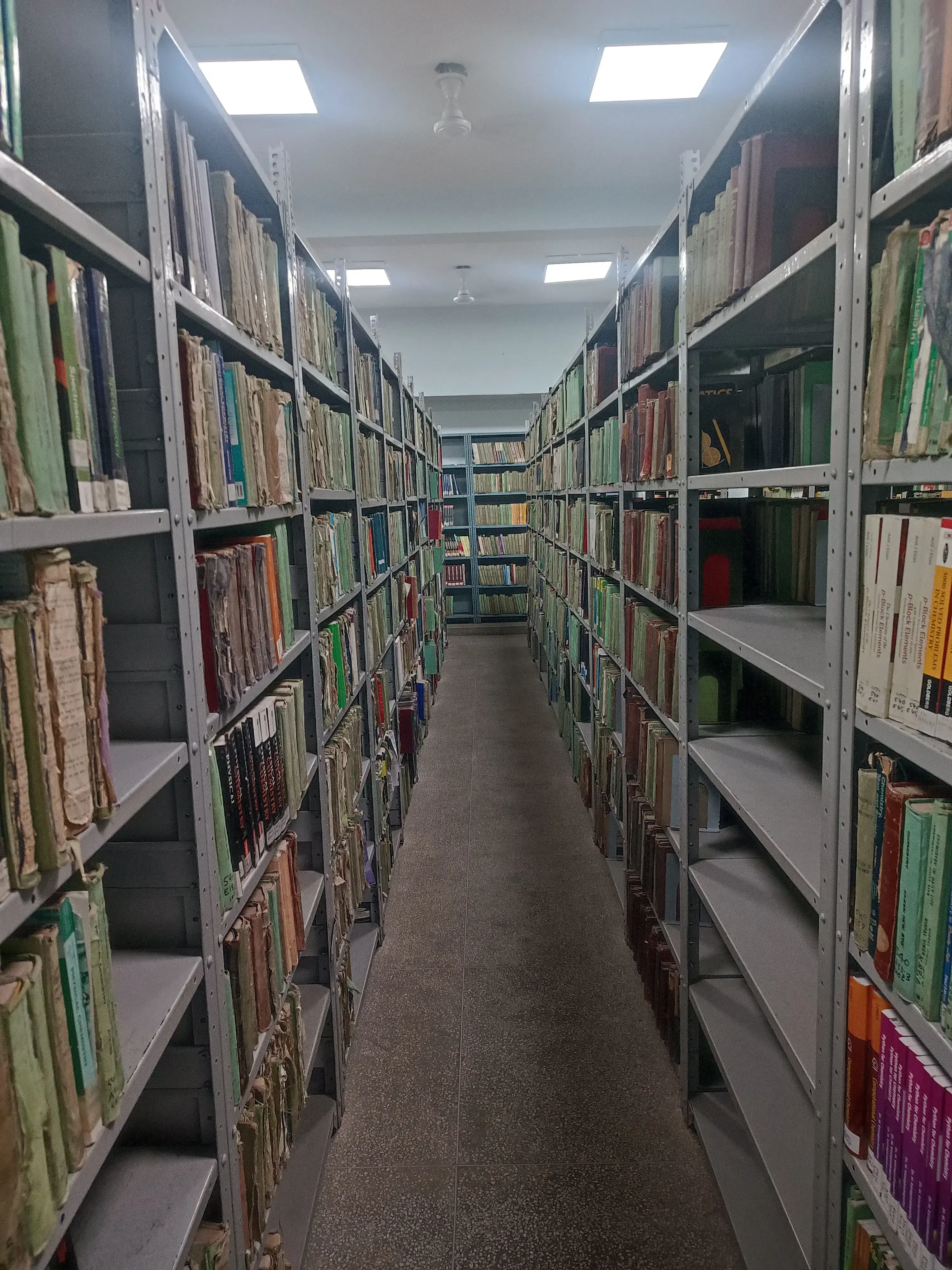 Kirori Mal College Academic Building photo 2